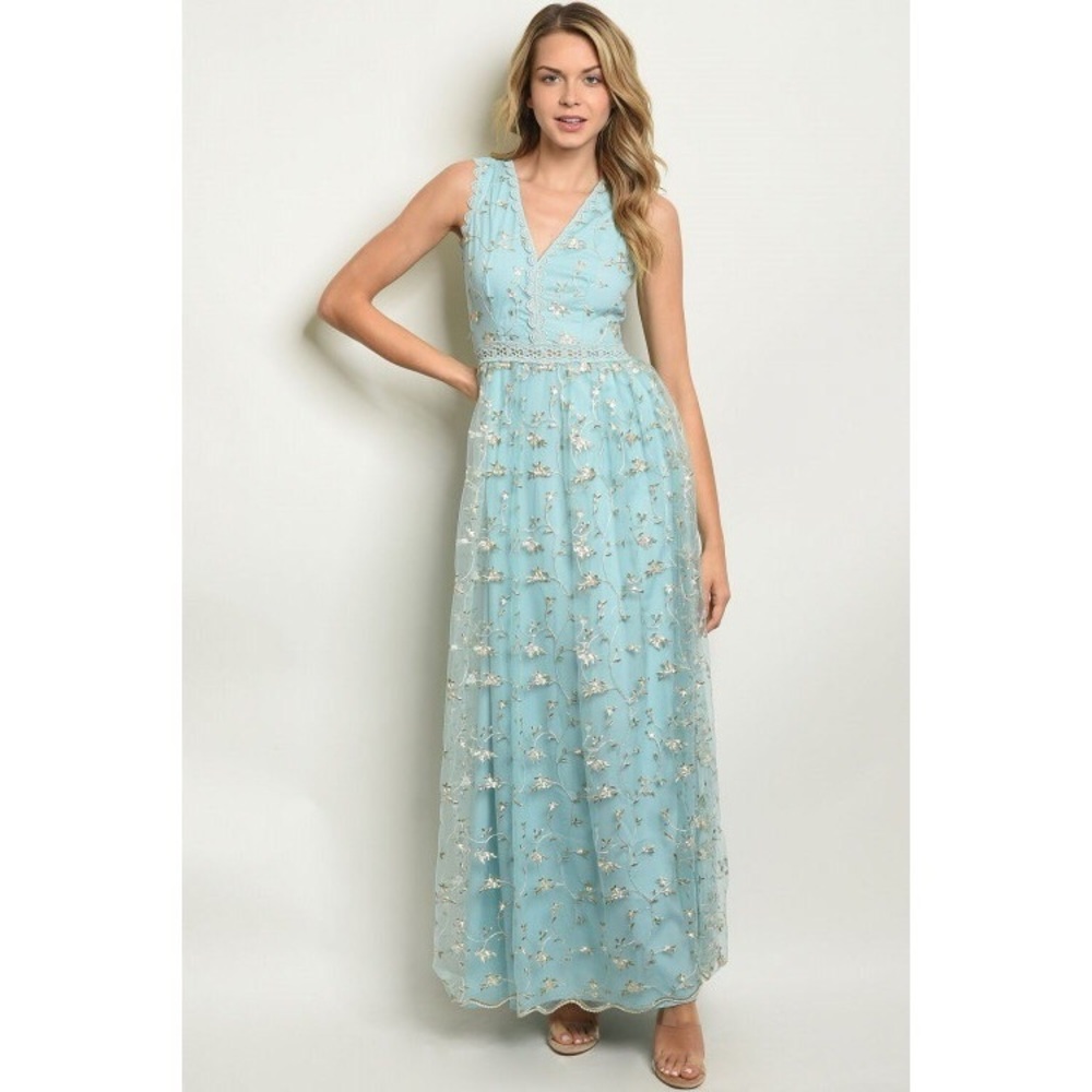 Victoria | Sky Blue Floral Gown - Picture 3 of 4